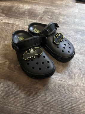 CROCS Black with Yellow Batman Logo Kids Ventilated Clog Sandals